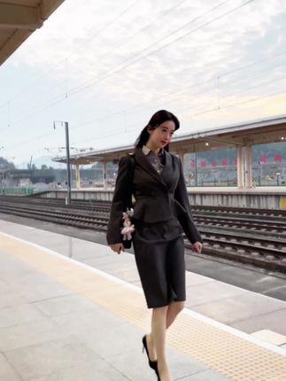 轩子巨二兔定制视频资源大放送,私人定制的魅力 轩子巨二兔定制视频资源大放送,私人定制的魅力