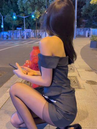 探索时尚界的璀璨明星,脸红八酱微密圈作品带你领略穿搭的艺术 探索时尚界的璀璨明星,脸红八酱微密圈作品带你领略穿搭的艺术