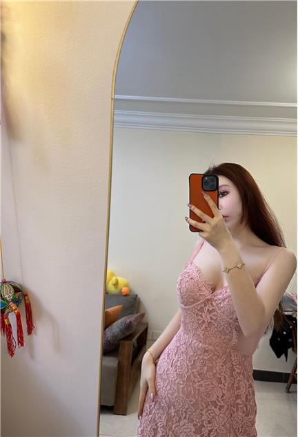 玫桃泡芙微博图包热搜不断,什么内容最受欢迎? 玫桃泡芙微博图包热搜不断,什么内容最受欢迎?