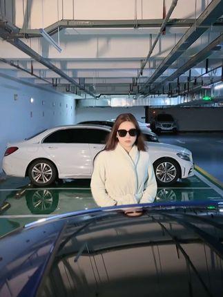 奶雯#奶雯圈子#抖音诱惑,纯身材展现性感魅力 奶雯#奶雯圈子#抖音诱惑,纯身材展现性感魅力