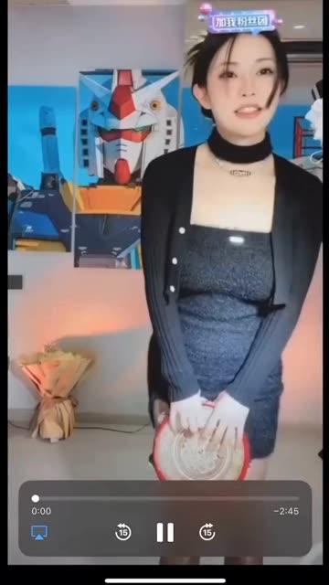 解析一只霸王兽全程腿抖摔倒视频的梗与意义 解析一只霸王兽全程腿抖摔倒视频的梗与意义