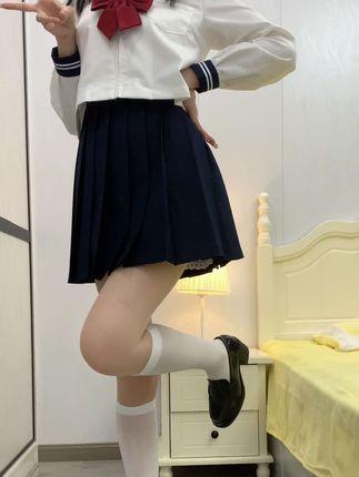 微密圈_林扣弦清凉吊带装，抖音粉丝热议的魅力作品