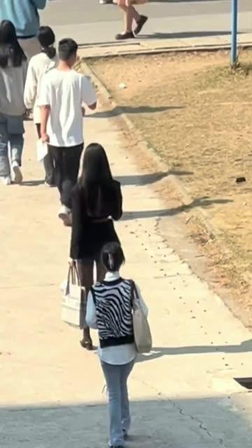 陈妮妮UNI微蜜圈飞机脸合集,网红的独特魅力再现 陈妮妮UNI微蜜圈飞机脸合集,网红的独特魅力再现