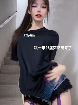 萱福晋维密圈图片赏析，甜美惊喜带来独特视觉体验