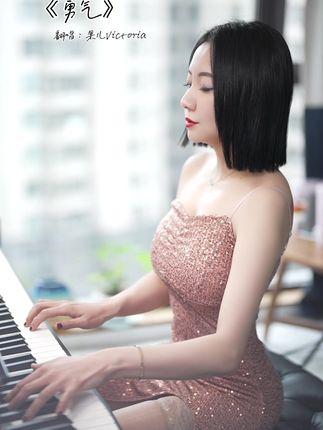 美图分享美女模特果儿Victoria,时尚与魅力的典范 美图分享美女模特果儿Victoria,时尚与魅力的典范