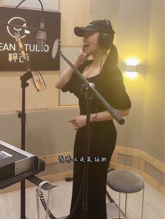 美图分享美女模特果儿Victoria,时尚与魅力的典范 美图分享美女模特果儿Victoria,时尚与魅力的典范