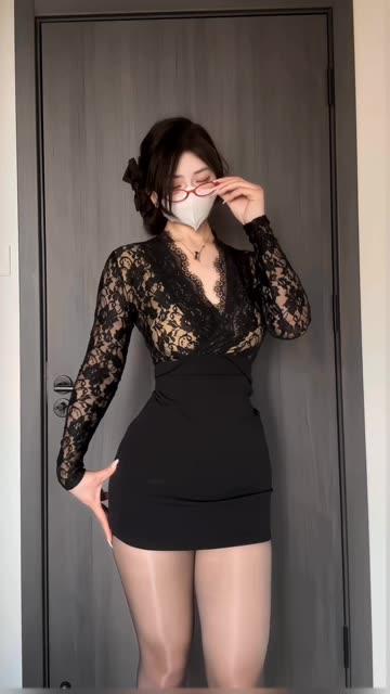 桃迟樱呀的圈图揭秘,甜美博主的私密圈内照片流出 桃迟樱呀的圈图揭秘,甜美博主的私密圈内照片流出