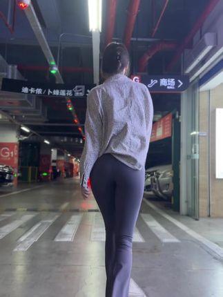 可可西yyy微密圈惊艳露脸，绝美瞬间独具魅力