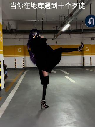 抖音桂芬坐拍微密圈作品完美身材与惊艳美貌，令人倾倒的维密女神