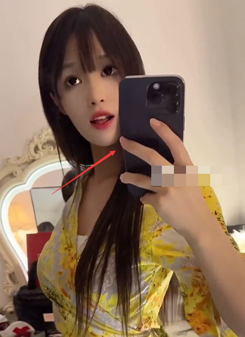 抖音无敌暴龙战神肖雅婷微密圈付费资源，手机变形了！